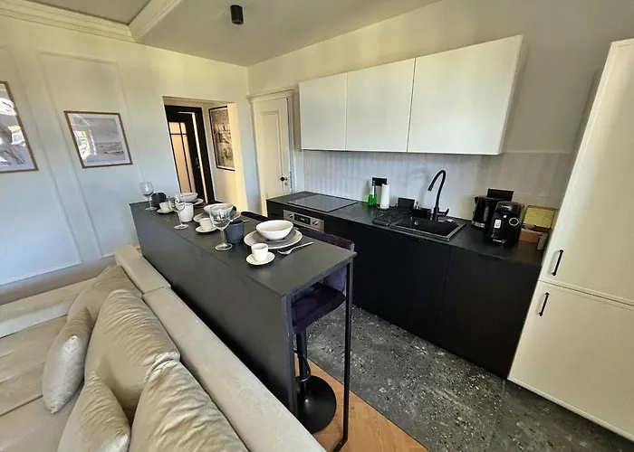 Apartament Monte Cassino 26 Piękna Kamienica 300m Do Molo *