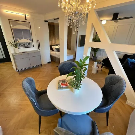 アパート Monte Cassino 26 ソポト