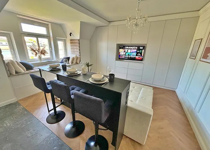 Monte Cassino 26 Piekna Kamienica 300m Do Molo * Zoppot